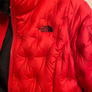 Women’s Small North Face 550 jacket